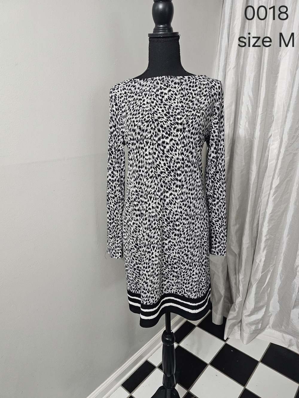 Black and White Patterned Long Sleeve Dress